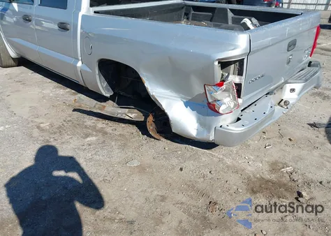 2011 Ram Dakota Bighorn/Lonestar z USA, uszkodzony, nr VIN 1D7RE3GK3BS656076